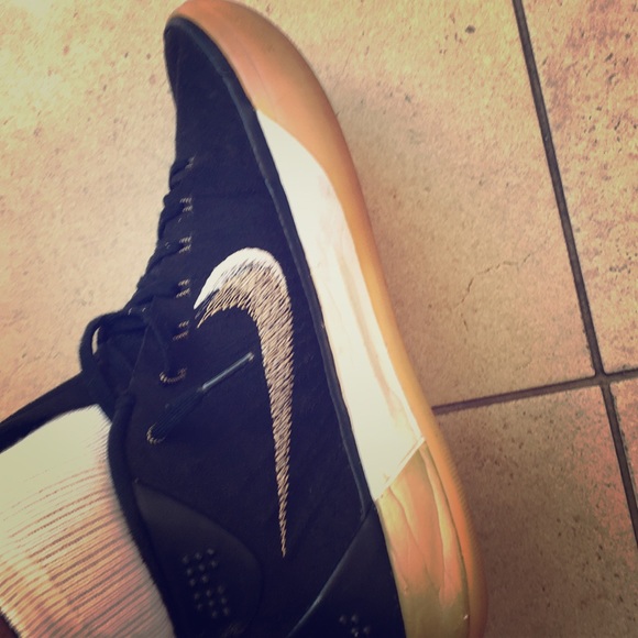 Kobe AD’s